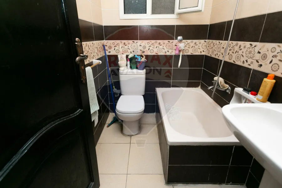 شقة للبيع 85 م سيدي بشر بحري (خلف شركة الكهرباء)