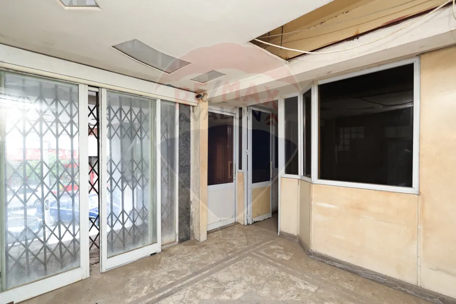 مقر إداري - تجاري للبيع 350 م سموحة (أمام مسجد حاتم)