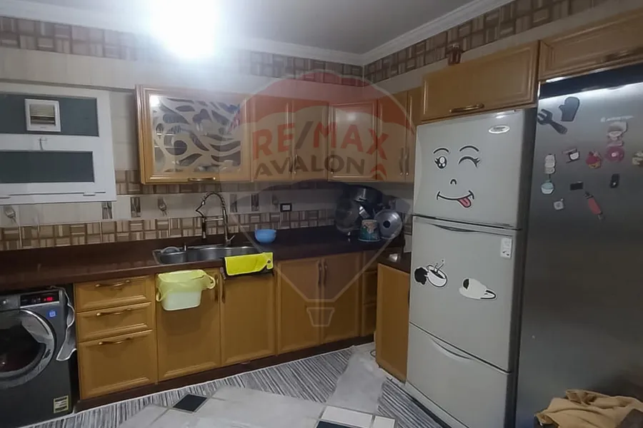 شقة للبيع 210 م ميامي (شارع العيسوي)