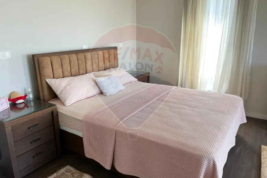 فيلا للايجار المفروش 242 م كينج مريوط  (كومباوند جوار)