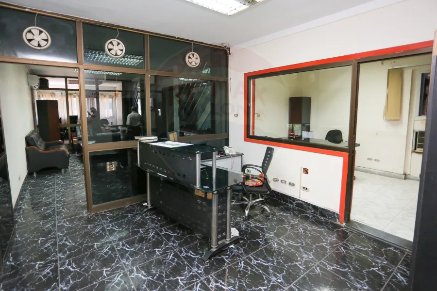 Administrative apartment for sale 140 m Mostafa Kamel (Abu Qir Street)