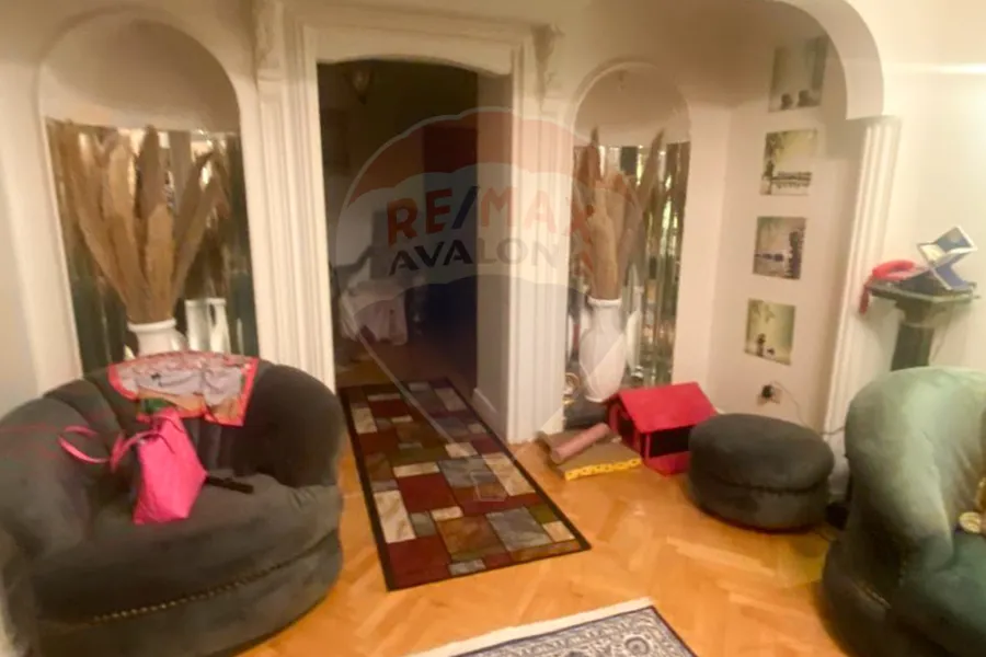 شقة للبيع 235 م رشدي (ش أبوقير)