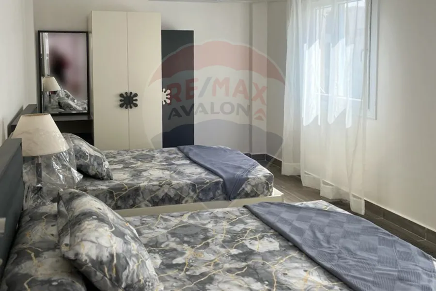 فيلا للبيع الساحل (مارسيليا بيتش 4)