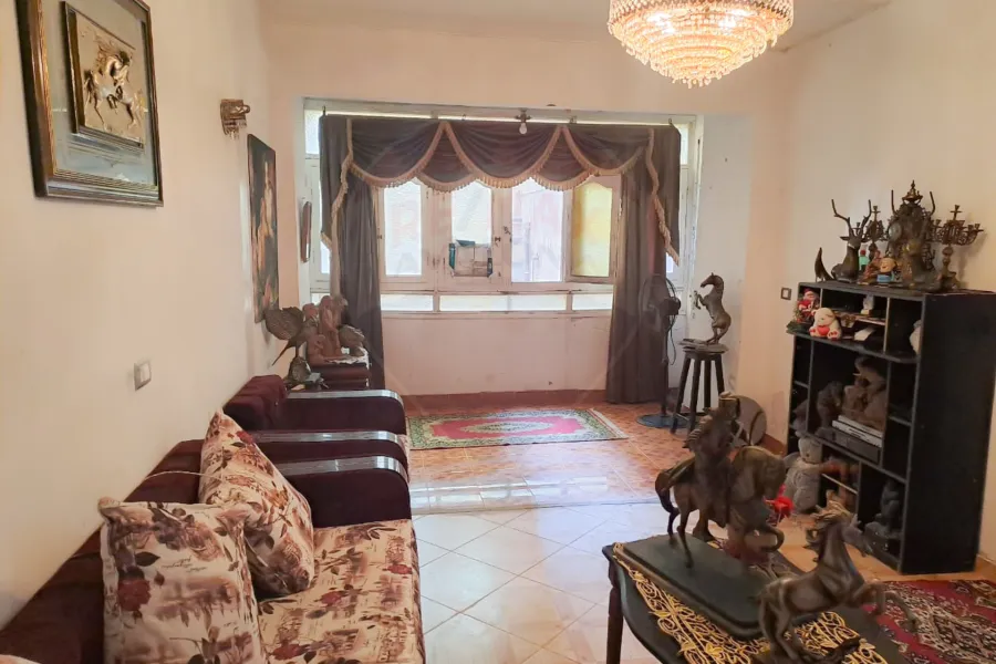 شقة للبيع 160 م جليم (طريق الجيش)