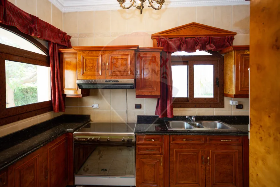 مزرعة 9 فدان بها قصر للبيع القاهرة (المنصورية)