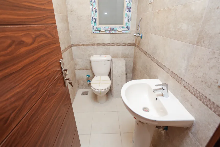 شقة للبيع 330 م جليم ( ش ابو قير )