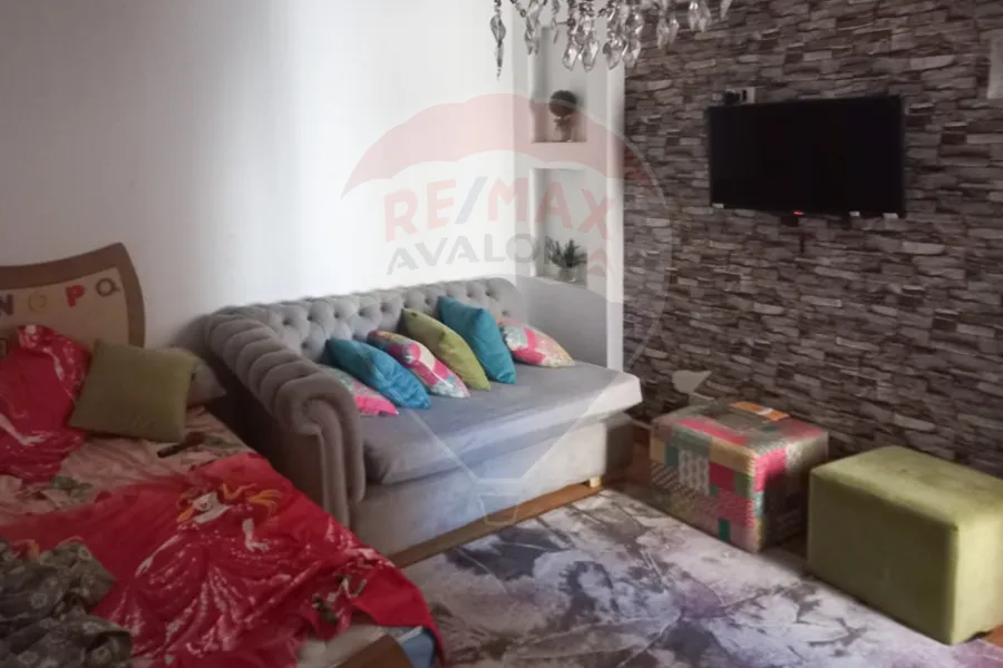 Furnished apartment for rent 190 m Smouha(Fawzi Moaz St.)