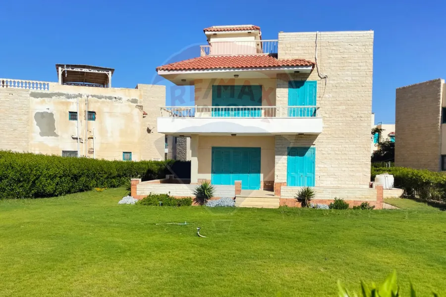 فيلا ستاند الون للبيع (البوسيت) 727 م