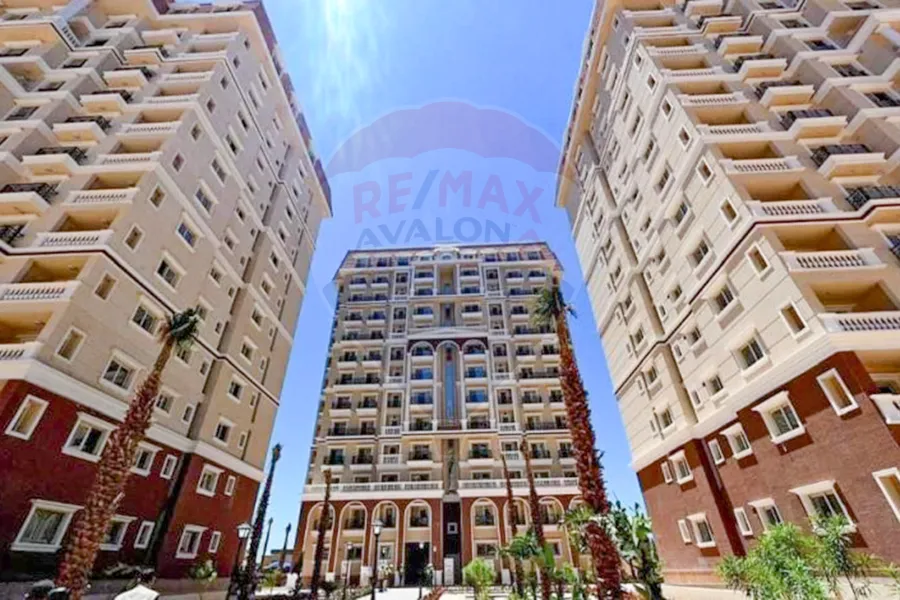 شقة للبيع 208 م (كمبوند صواري)