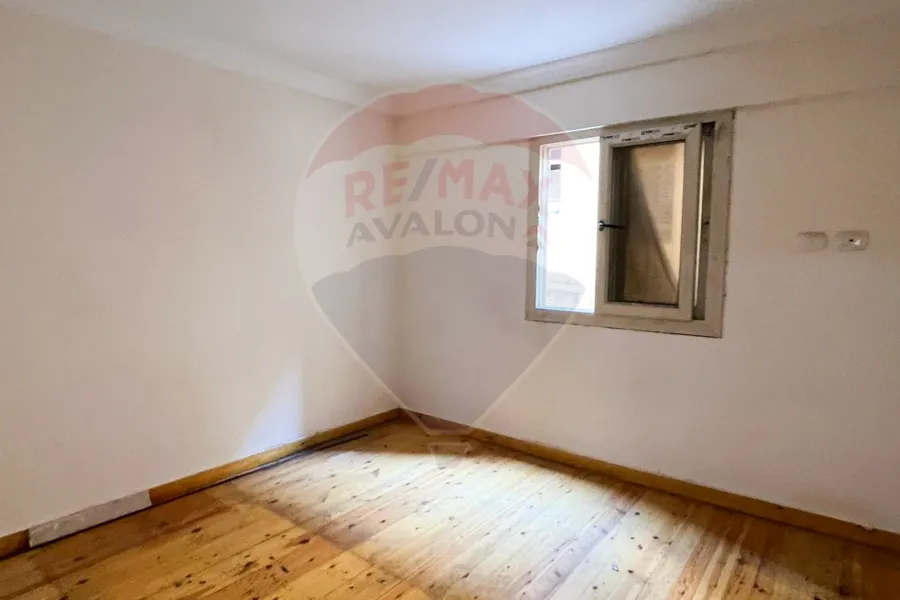 شقة للإيجار 195 م سموحة (متفرع من ش فوزي معاذ)