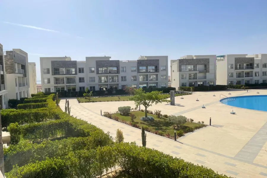 شاليه أرضي بجاردن للبيع (سي فيو) 85 م