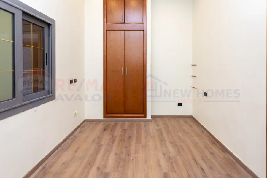 Ground apartment with garden for sale 280 m Kafr Abdo (Steps from Abo Qir St.)