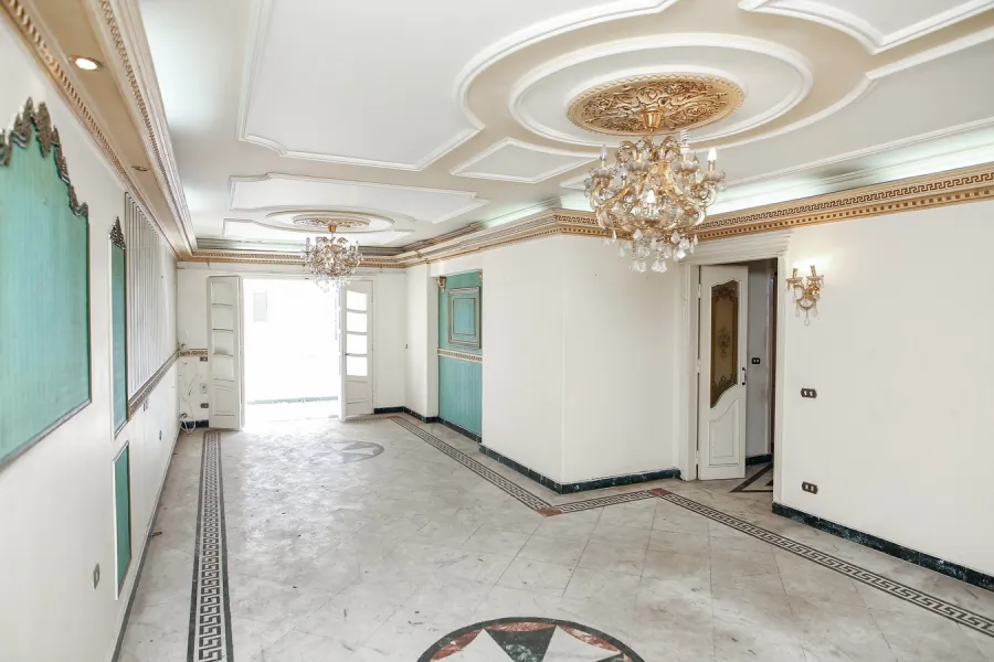 Apartment For Rent 190m Gleem (Steps From Qournish Road)