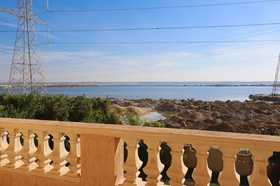 Villa 570m for Sale King Marriot (Al Orouba Compound)