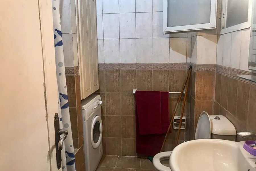 شقة للايجار 180م الوزارة (2 نمرة من ش أبو قير)