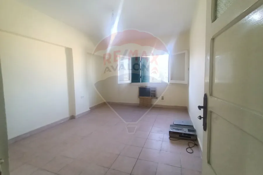 Apartment for rent 95 m in Smouha (steps from Smouha Club)