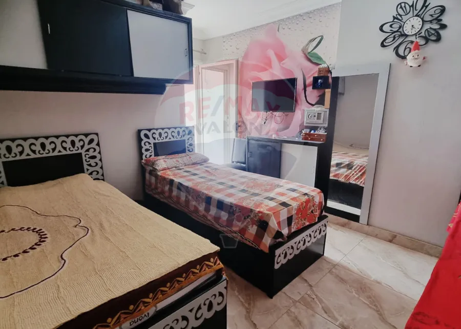 شقة للبيع 130 م سموحة (كومباوند برستيج بجوار نادى الاتحاد)