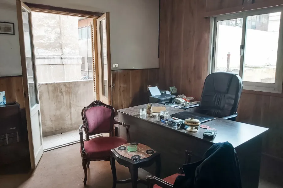 مقر ادارى للبيع 80 م محطة الرمل ( ش دكتور حسن فضالي )