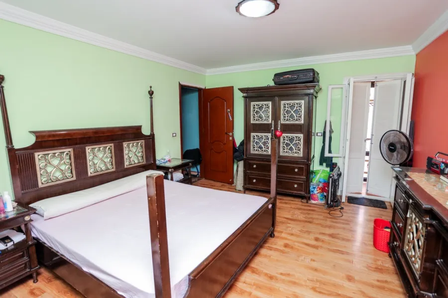 شقة للإيجار228م وابور المياه ( ش جلال الدسوقي)