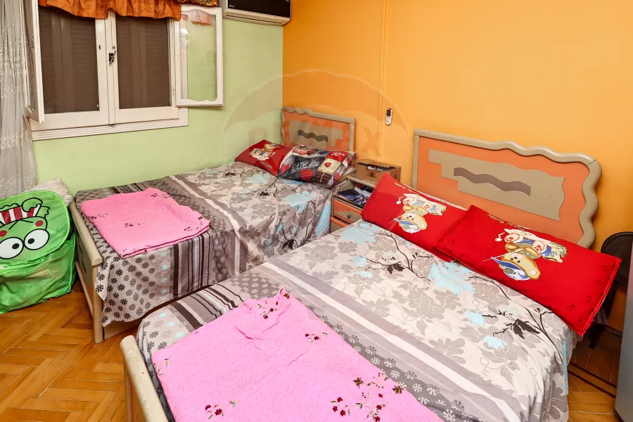 Apartment for sale 160 m kafr Abdo (mohamed safwt st)