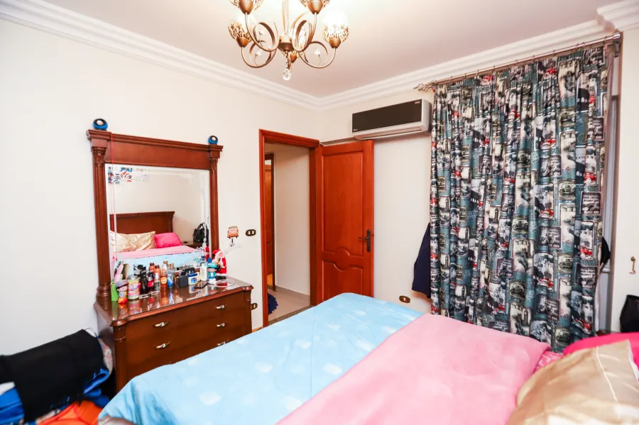 Apartment For Sale 160m Zezinia (Steps From Abou qier St.)