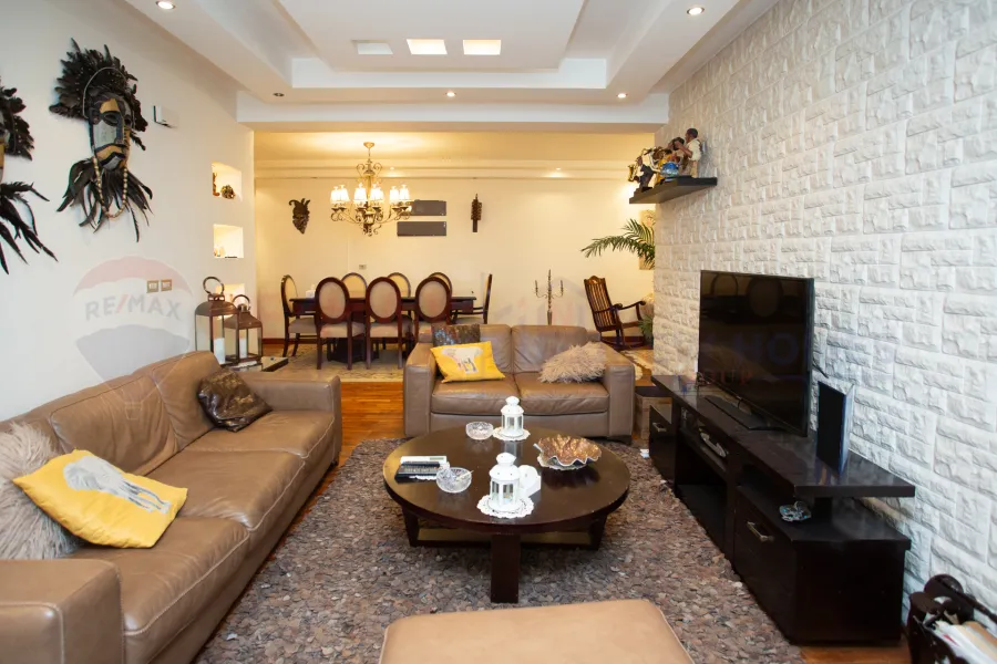 Apartment for sale 206 m Smouha (steps from Fawzy Moaaz St - brand building)