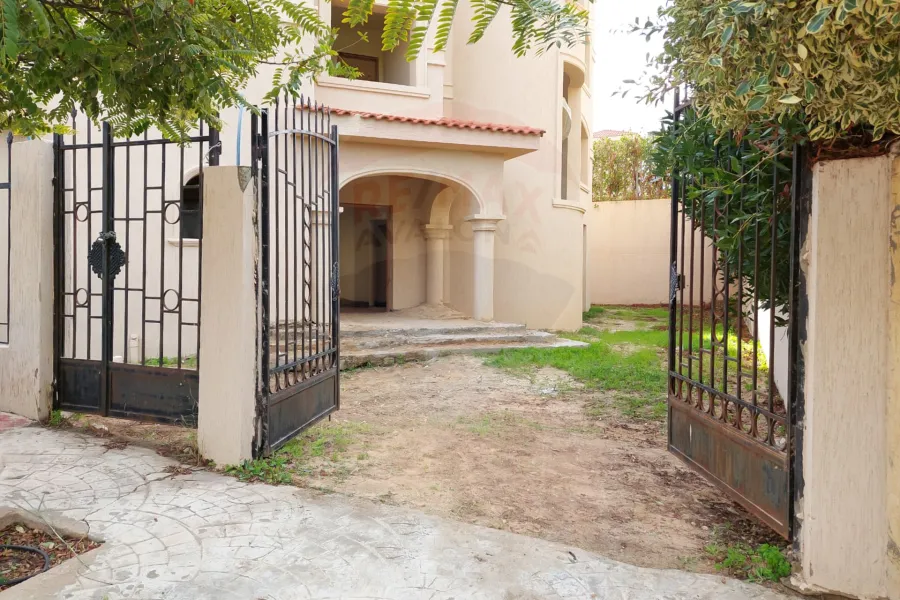 فيلا مستقلة للبيع كينج مريوط (كومباوند اليكس ويست)