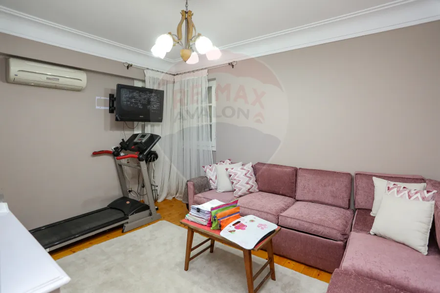 شقة للبيع 255 م سموحة (ش كمال الدين صلاح)