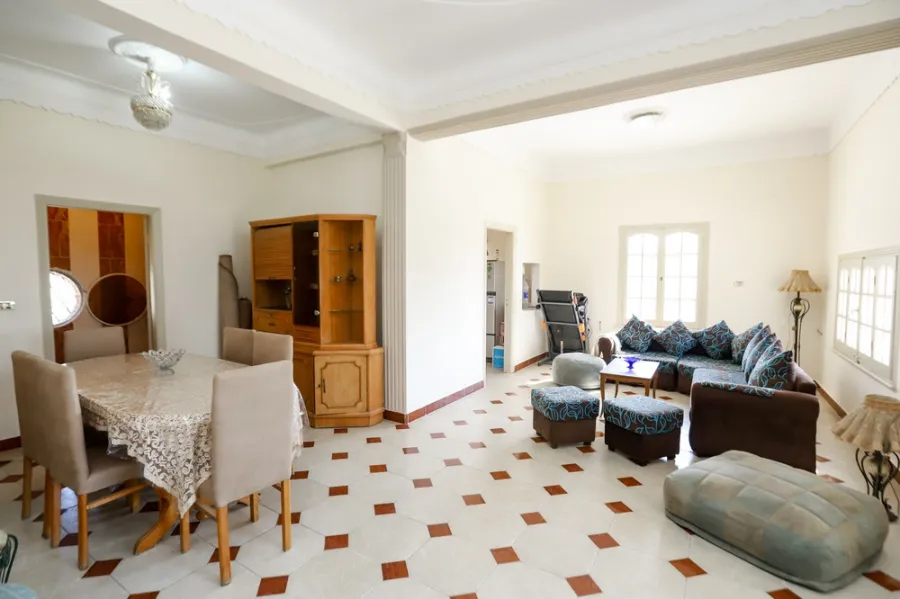 فيلا للبيع او للإيجار مفروشة 1600م بكينج مريوط  (خلف فندق افريكانا)