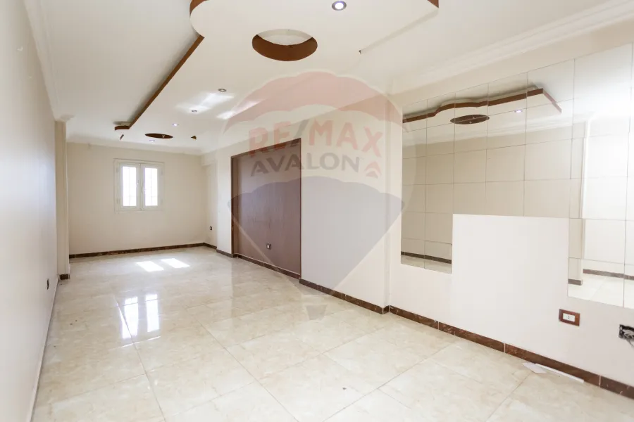 شقه للبيع  115 م سبورتنج ( فيو نادي سبورتنج )