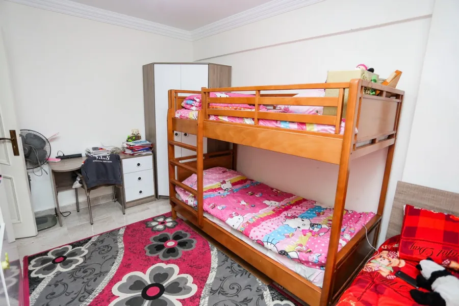 شقة للبيع 154م سموحة الجديدة (كومباوند سموحة انترانس)