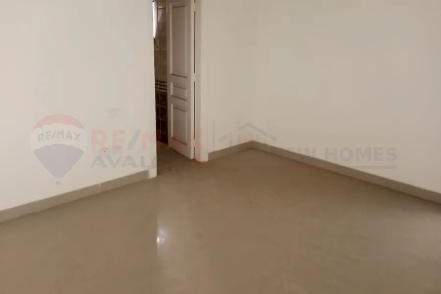 Apartment for rent 157 m Louran (Al-Eqbal main St.)