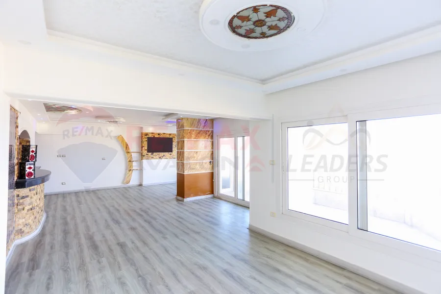 Apartment for sale 180 m Montazah (Sheraton Towers)