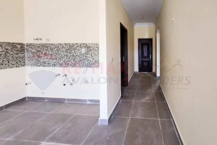 Ground chalet + garden for sale (Coral Hills - Ras Al-Hikma) 65 m