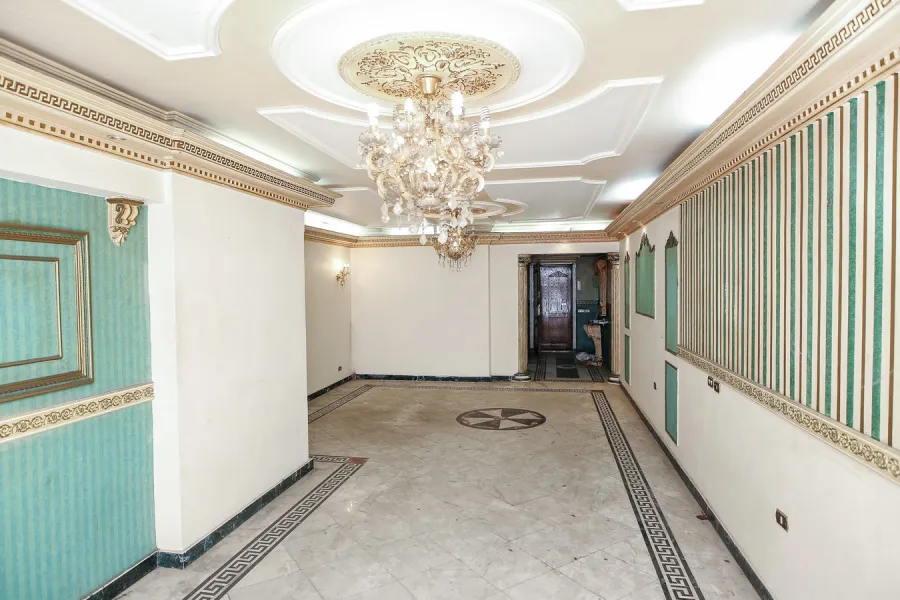 Apartment For Rent 190m Gleem (Steps From Qournish Road)