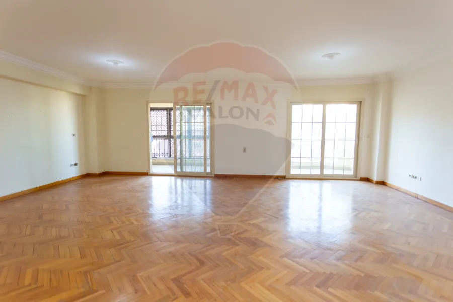 apartment for sale 273 m Smouha (Fawzy Moaz St. - Zayed Towers Residence)