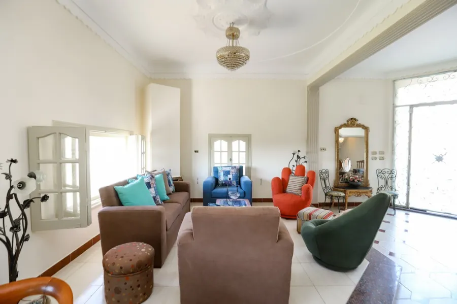 فيلا للبيع او للإيجار مفروشة 1600م بكينج مريوط  (خلف فندق افريكانا)