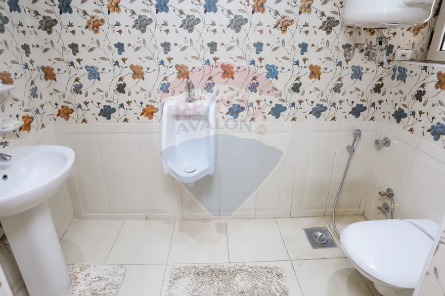 Apartment for sale 350 m janaklis (Steps from aboqer st.)-