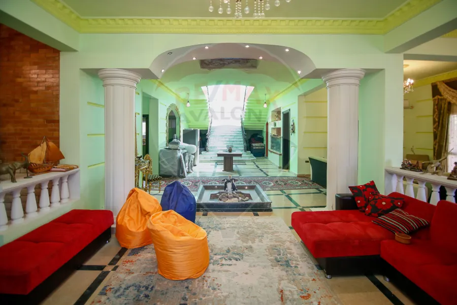 Villa for sale 1,650 m King Mariout (106 st)