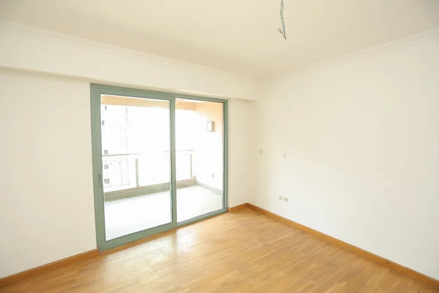 Apartment for sale 135m Four Seasons