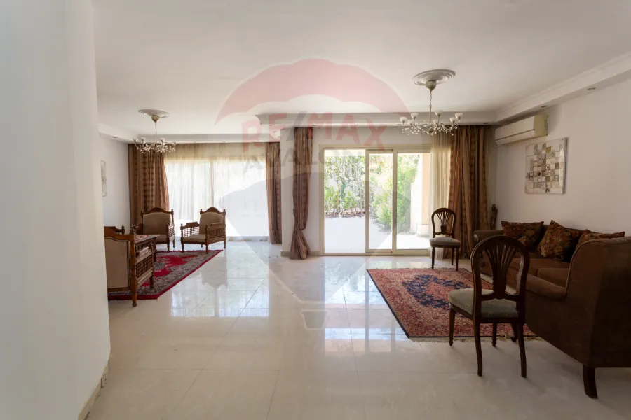 فيلا توين هاوس للبيع 450 م اليكس ويست (مرحلة أنطونيادس)