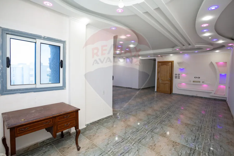 Stand Alone Villa 450 m Moharram Bek Ring Road (Villas District) - 14,000,000 EGP