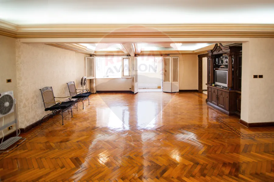 Apartment for sale 270 m Roshdy (Syria St.)