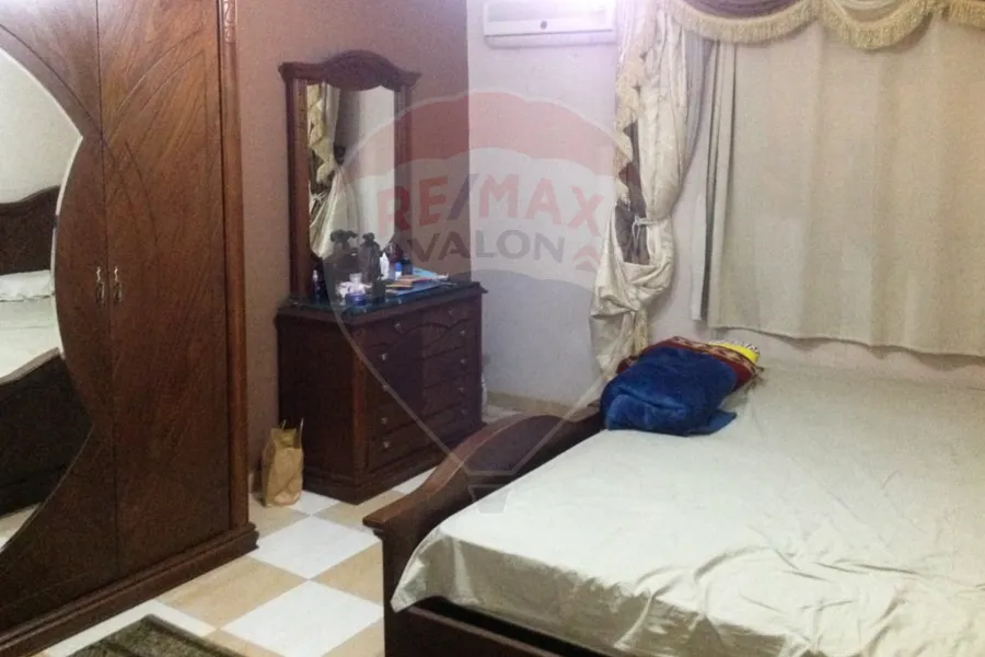 شقة للبيع 208 م رشدي (ثاني نمرة من ابو قير)