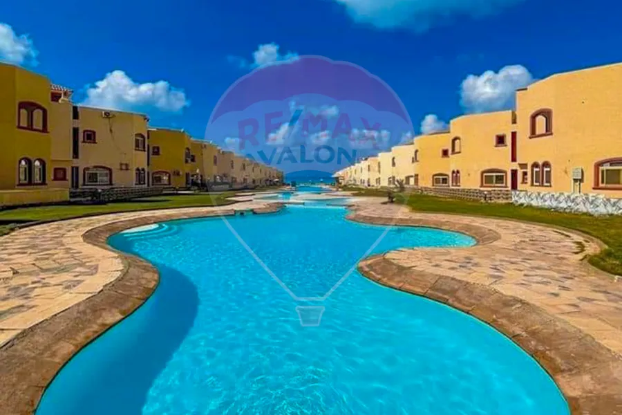 فيلا توين هاوس للبيع (بيرلا مارينا) 240 م