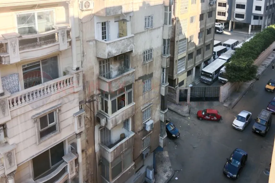 Apartment for rent 255 m Louran (El-Eqbal main st.)