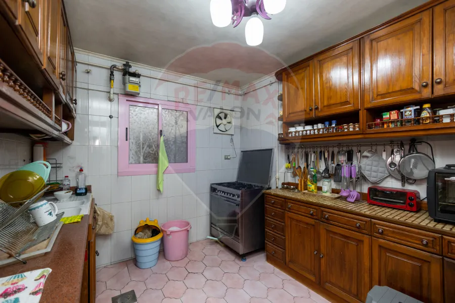 شقة للبيع 165 م صافى لوران (ش الاقبال)