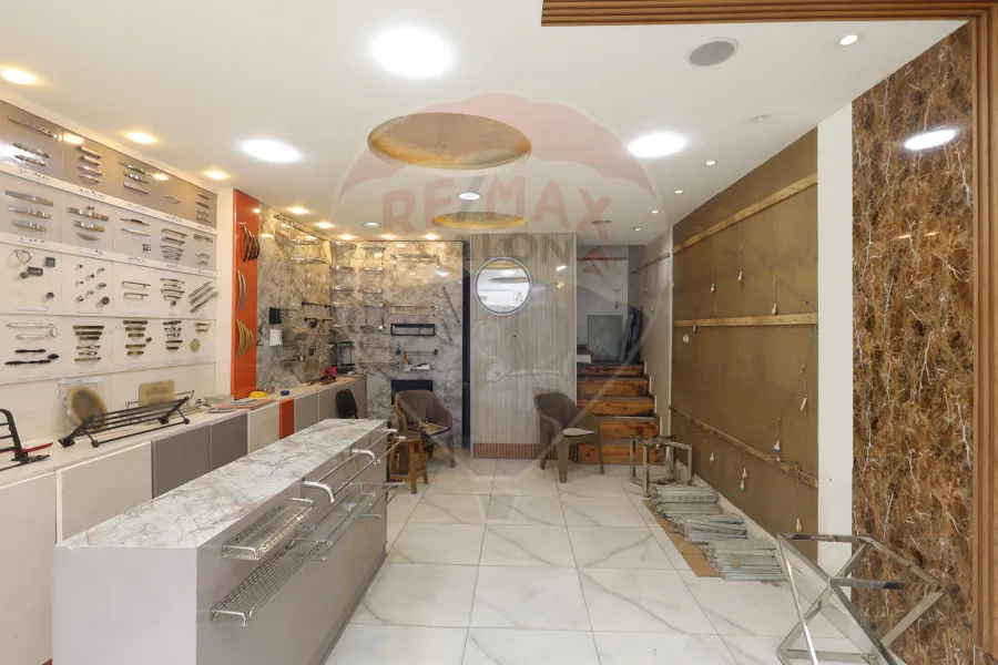 Shop + sandbox for sale, 32 m, Al-Syouf (alternate road)