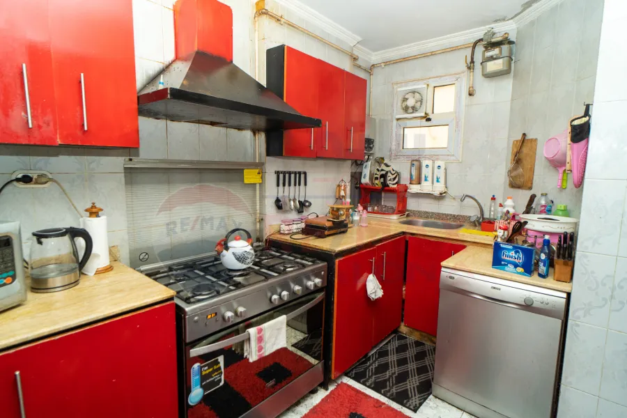 Apartment For Sale 140 m Sporting ( Tiba St. )