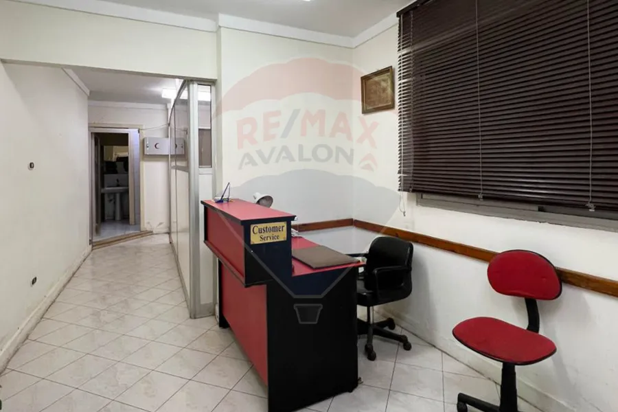 شقة إداري للإيجار 200 م كفر عبده (ش فيكتور امانويل الثالث)